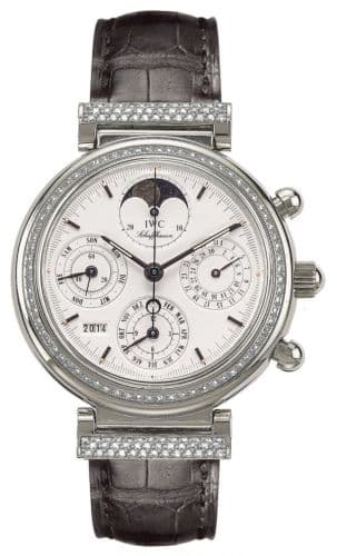 Da Vinci Perpetual White Gold / Diamond / White / German — photo from WatchBase · Photo: WatchBase · © WatchBase, used with permission · Source: https://watchbase.com/iwc/da-vinci/iw8153-09