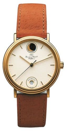 Portofino Automatic Moonphase / Yellow Gold / White / Strap — photo from WatchBase · Photo: WatchBase · © WatchBase, used with permission · Source: https://watchbase.com/iwc/portofino/iw3550-01