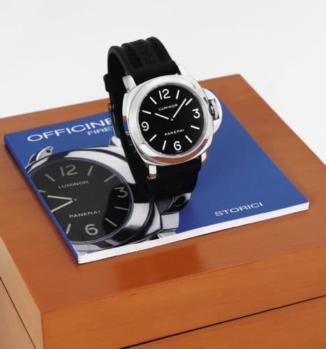 Luminor Base — photo from WatchBase · Photo: WatchBase · © WatchBase, used with permission · Source: https://watchbase.com/panerai/luminor/pam00002