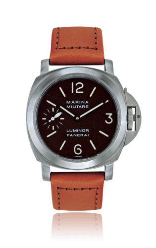 Luminor Marina Militare — photo from WatchBase · Photo: WatchBase · © WatchBase, used with permission · Source: https://watchbase.com/panerai/luminor/pam00036