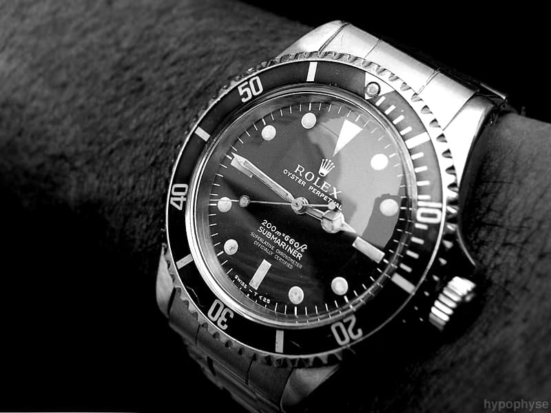 Angled view of the same 5512 showing the meters-first matte four-line dial and the rounded crown guards. · Photo: hypo.physe (Flickr) · CC BY-SA 2.0 · https://creativecommons.org/licenses/by-sa/2.0/ · Source: https://www.flickr.com/photos/hypophyse/4435845569/