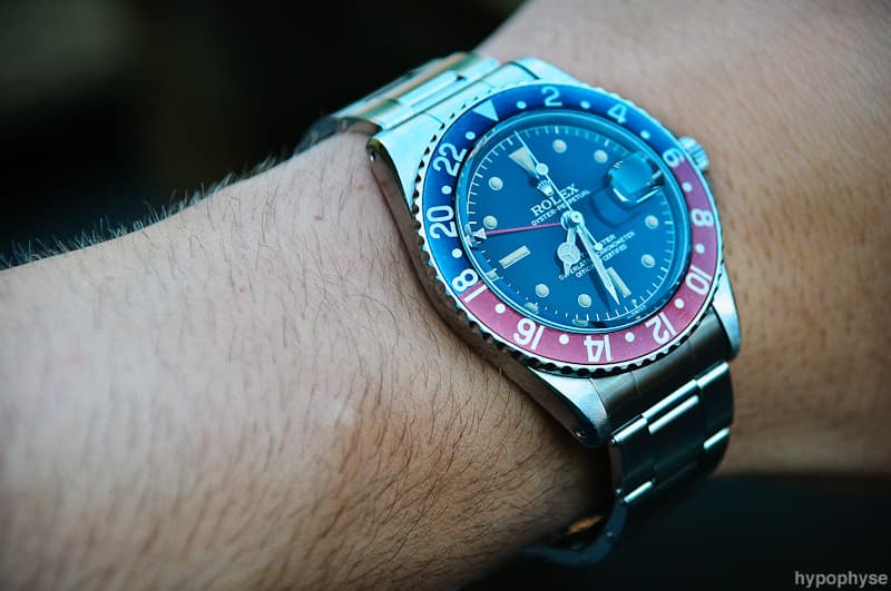 Wrist shot of an early 1675 with pointed crown guards and a red-and-blue Pepsi bezel. · Photo: hypo.physe (Flickr) · CC BY-SA 2.0 · https://creativecommons.org/licenses/by-sa/2.0/ · Source: https://www.flickr.com/photos/hypophyse/4778714978/
